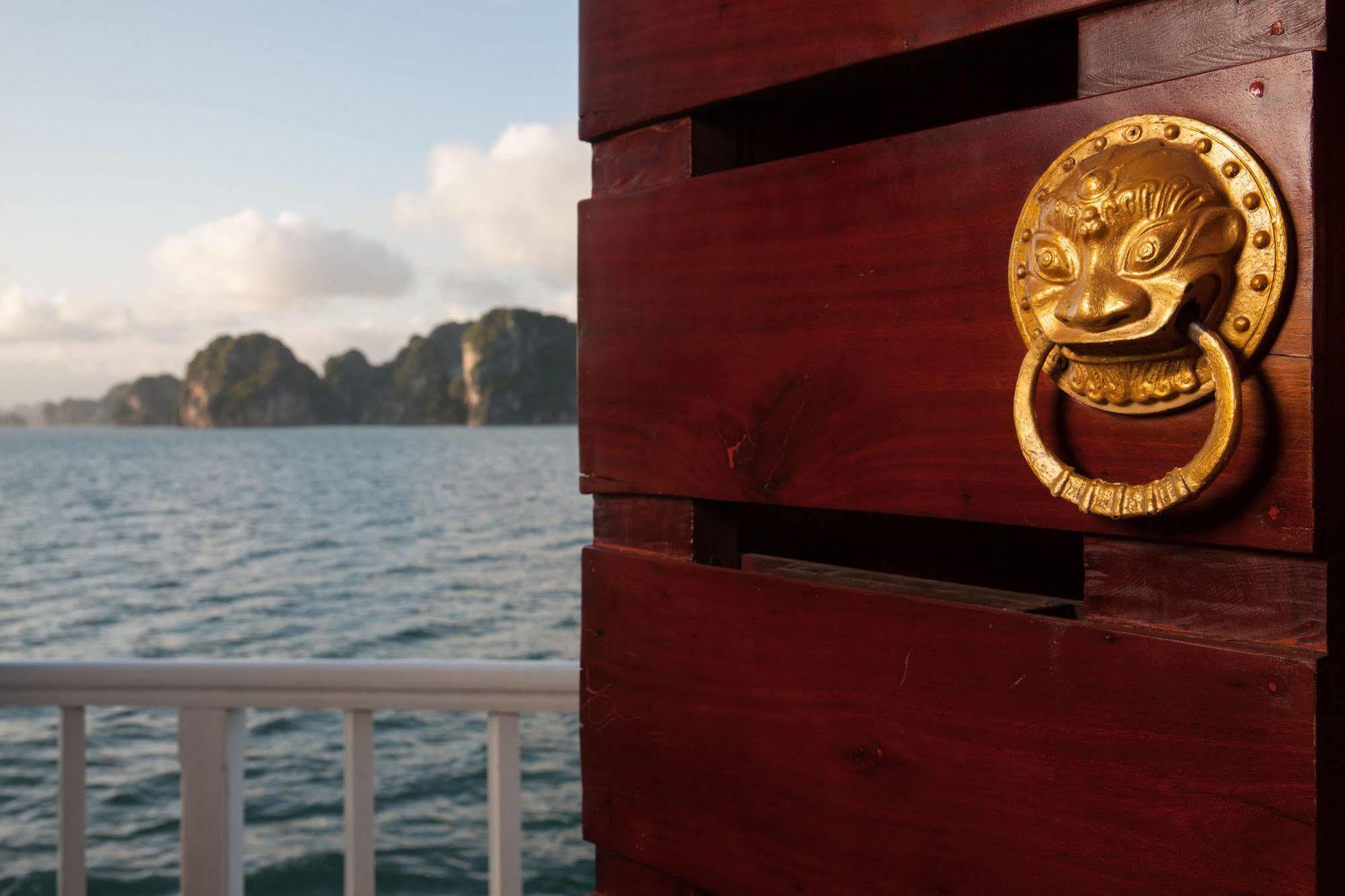 Royal Palace Cruise Ha Long Eksteriør billede