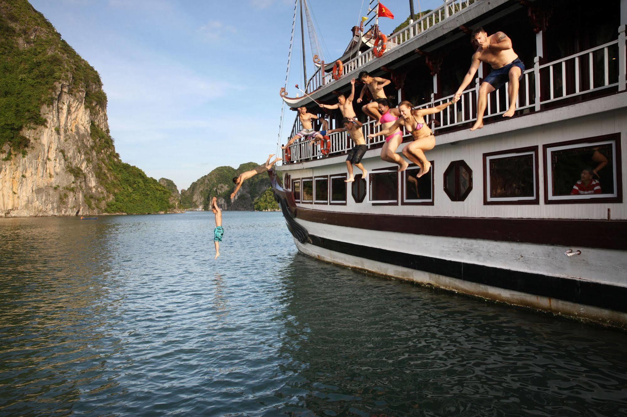 Royal Palace Cruise Ha Long Eksteriør billede